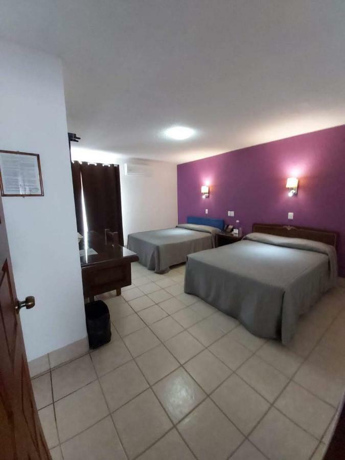 Hotel Aurora 3*